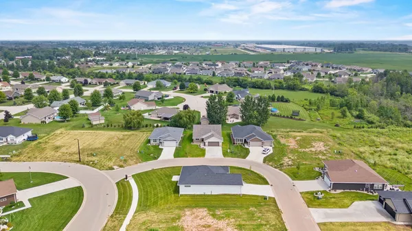 $429,900 | 710 Tambour Court, De Pere, WI 54115