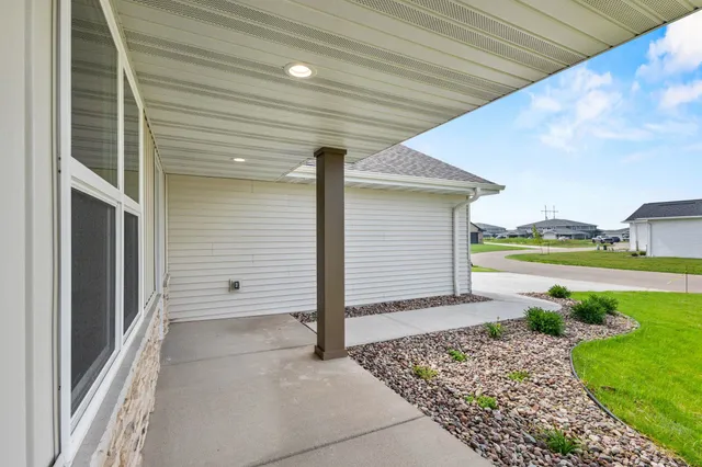 $429,900 | 710 Tambour Court, De Pere, WI 54115