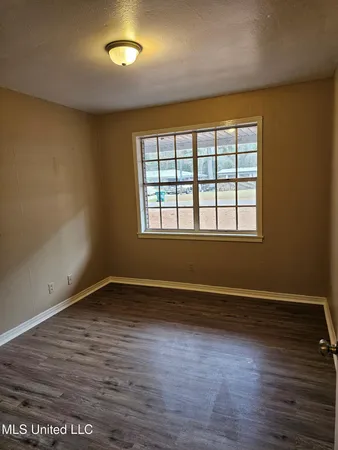 $1,095 | 3008 Willow Drive, Meridian, MS 39307