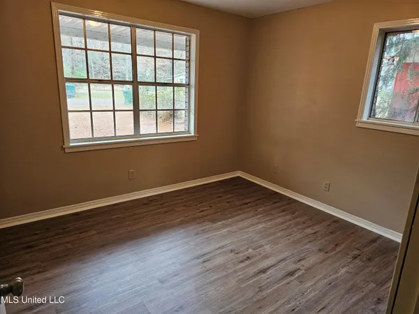 $1,095 | 3008 Willow Drive, Meridian, MS 39307