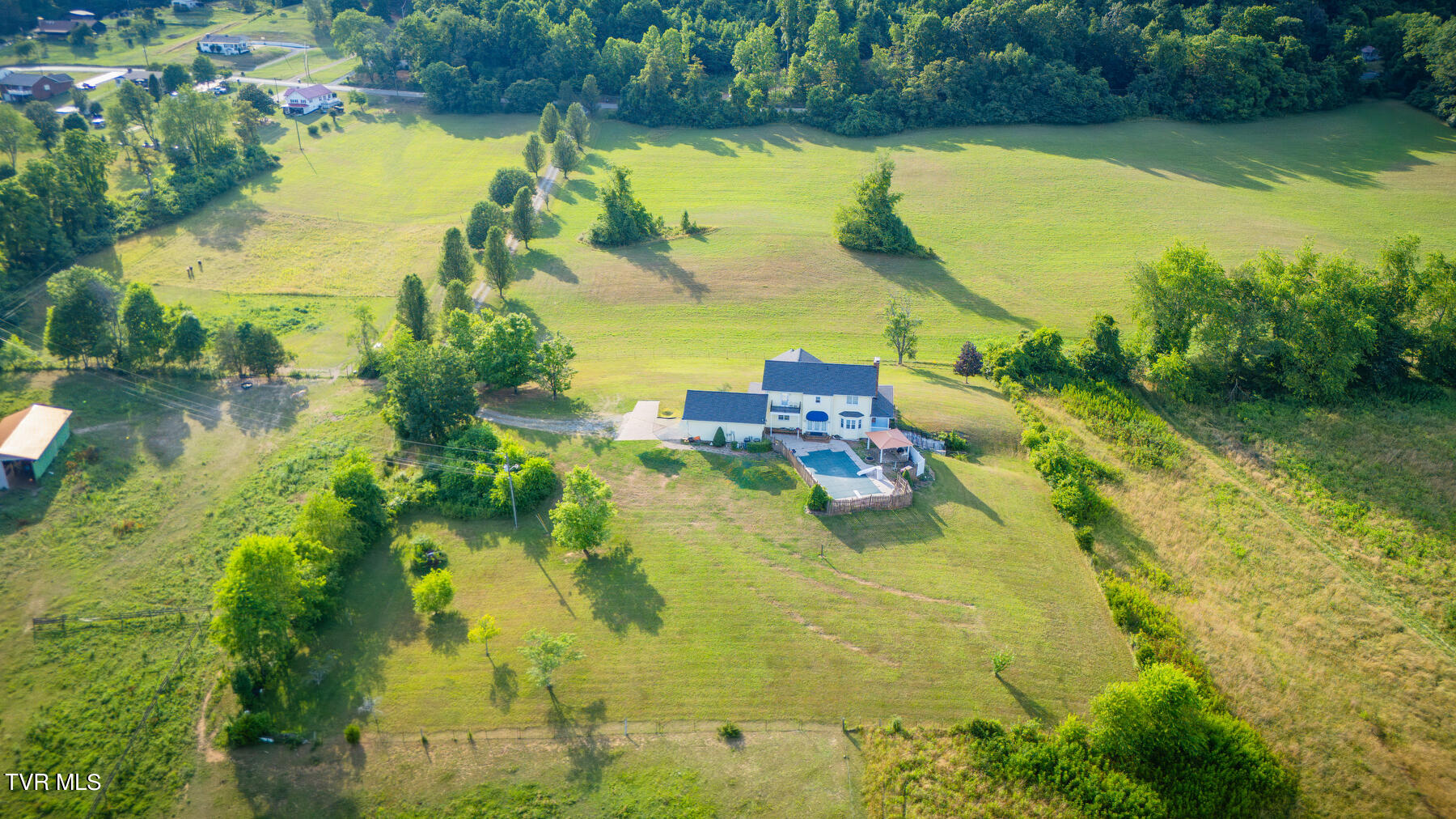 664 Emory Church Road Kingsport, TN 37664 - Photo 57 of 60 103
