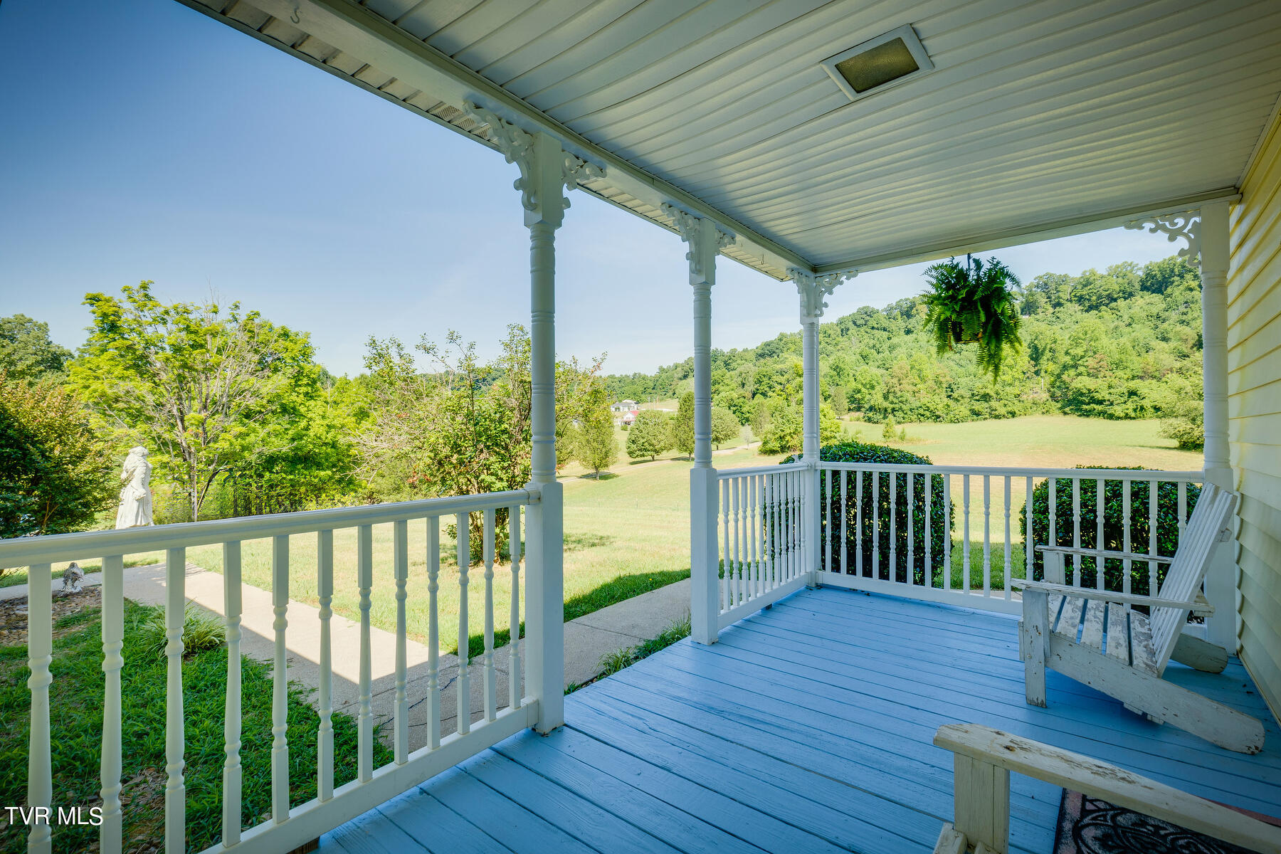 664 Emory Church Road Kingsport, TN 37664 - Photo 6 of 60 005