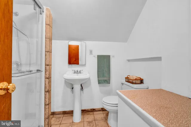 $3,000 | 2939 West Germantown Pike, Norristown, PA 19403