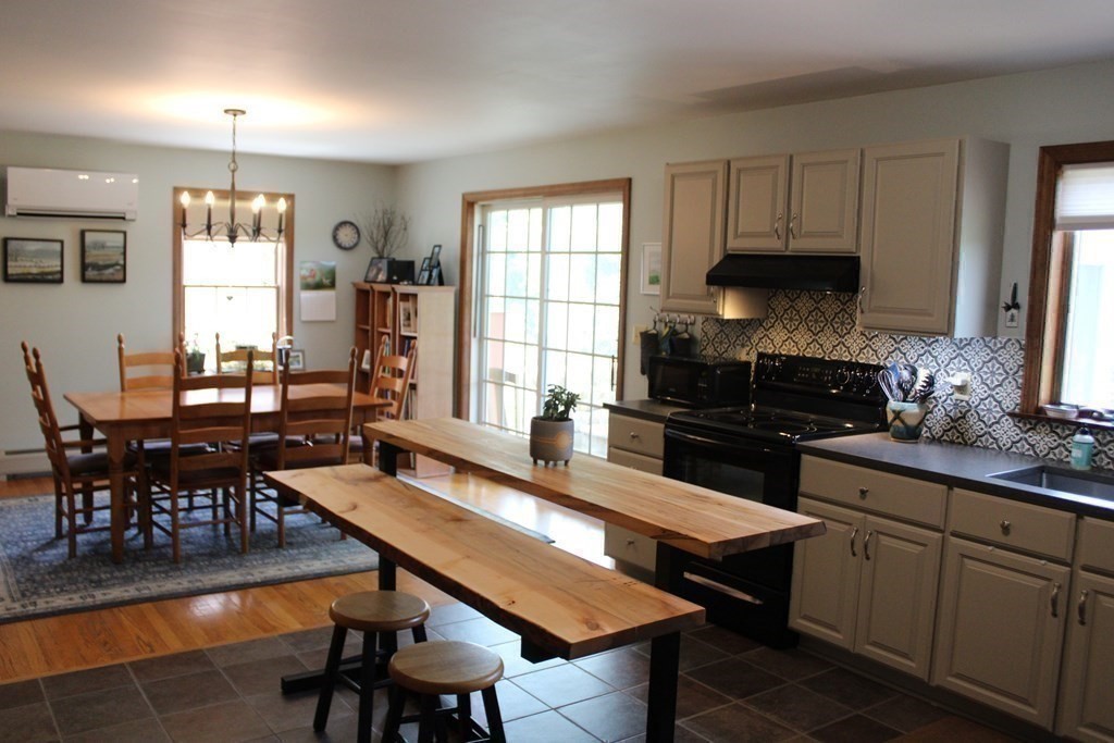 482 Turners Falls Road Montague, MA 01351 - Photo 24 of 41 Gallery Image 24
