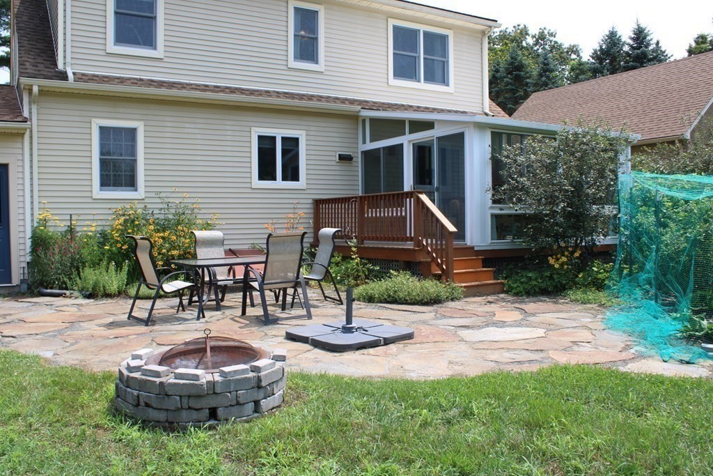 482 Turners Falls Road Montague, MA 01351 - Photo 6 of 41 Gallery Image 6