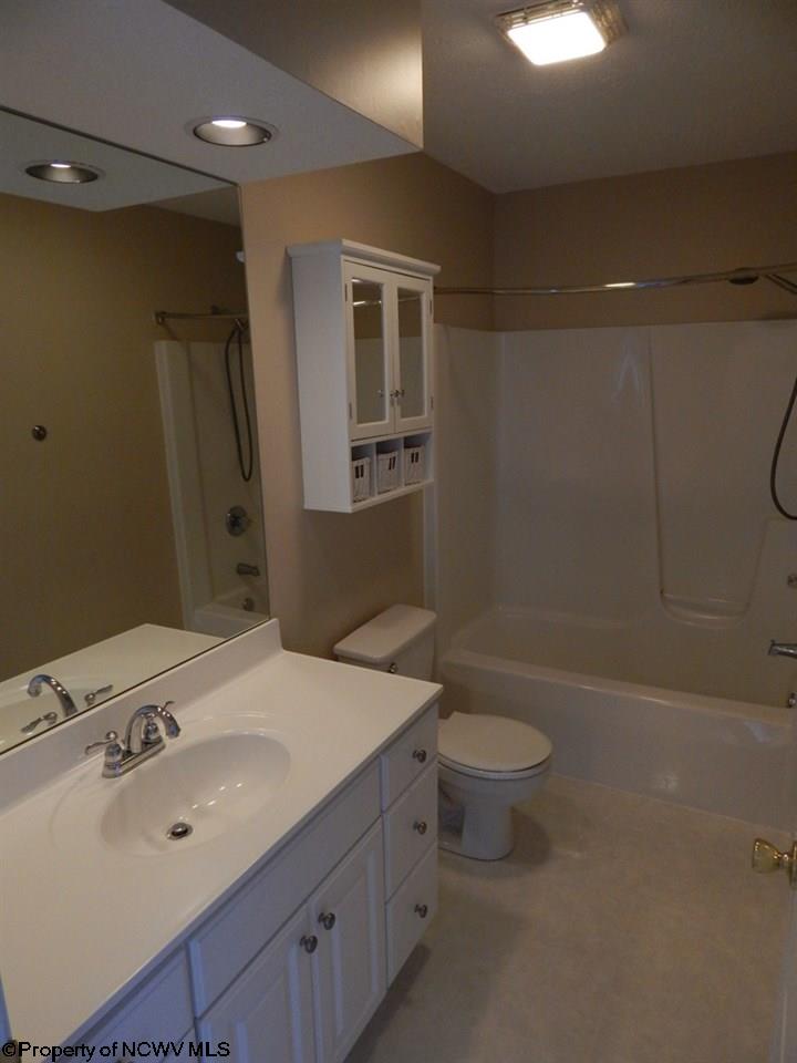 1244 Kings Road Morgantown, WV 26508 - Photo 15 of 20 Gallery Image 15