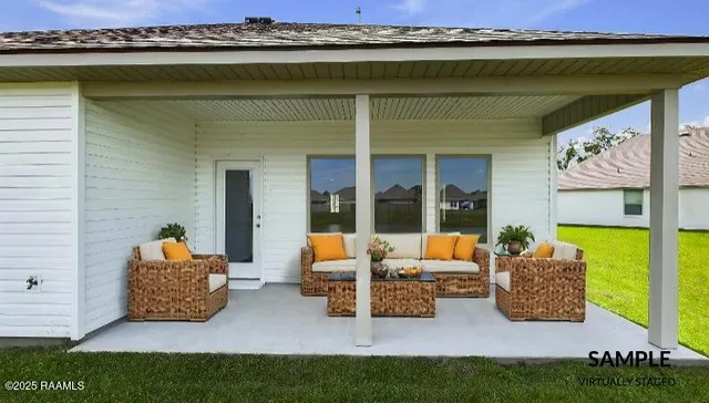 $318,500 | 1502 Highland Drive, New Iberia, LA 70560