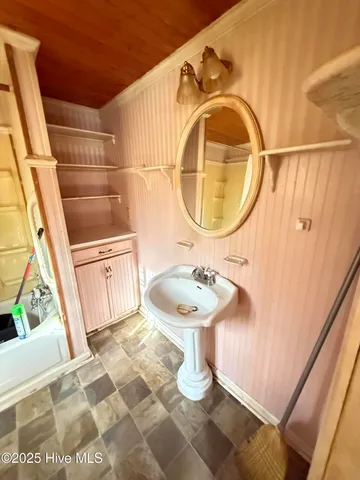 $174,500 | 120 Burkett Road, Dover, NC 28526