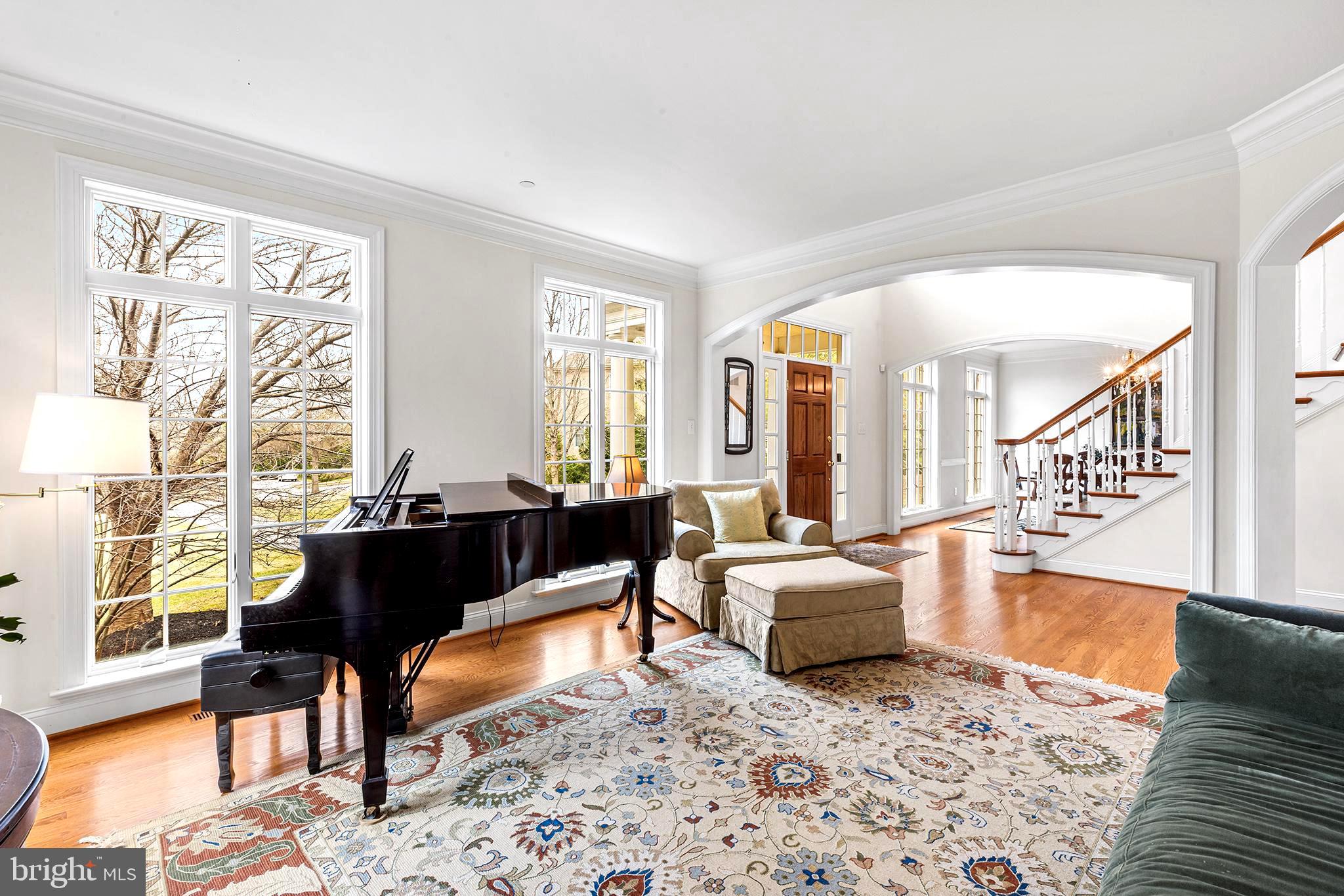 371 Trillium Lane Wayne, PA 19087 - Photo 8 of 43 a living room with furniture and a large window