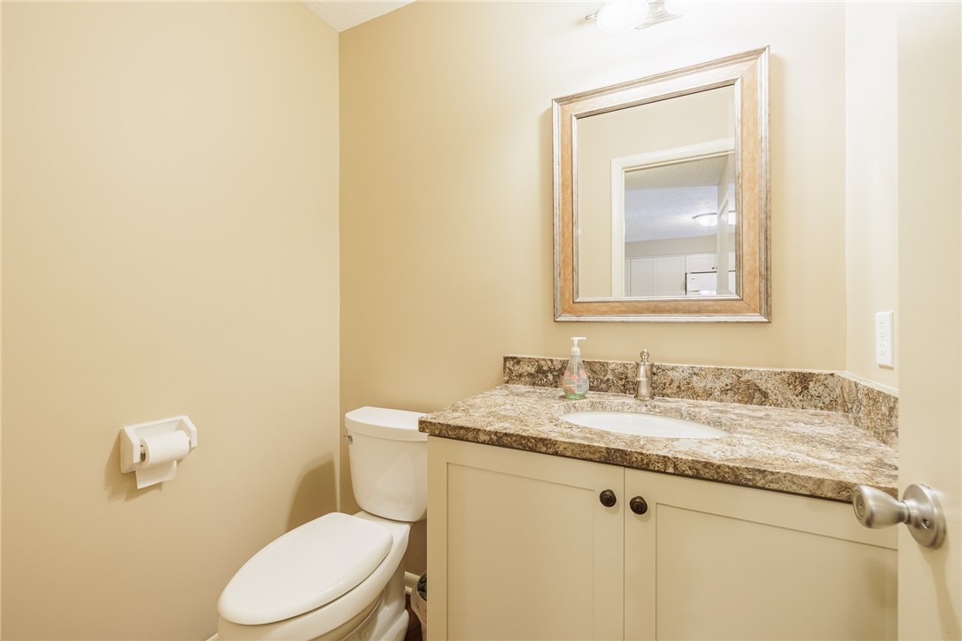 8 Braintree Crescent Penfield, NY 14580 - Photo 16 of 29