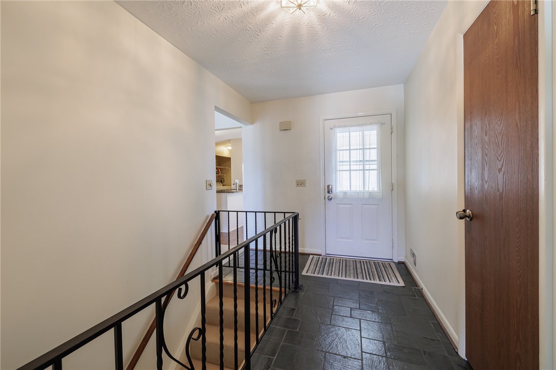 8 Braintree Crescent Penfield, NY 14580 - Photo 21 of 29