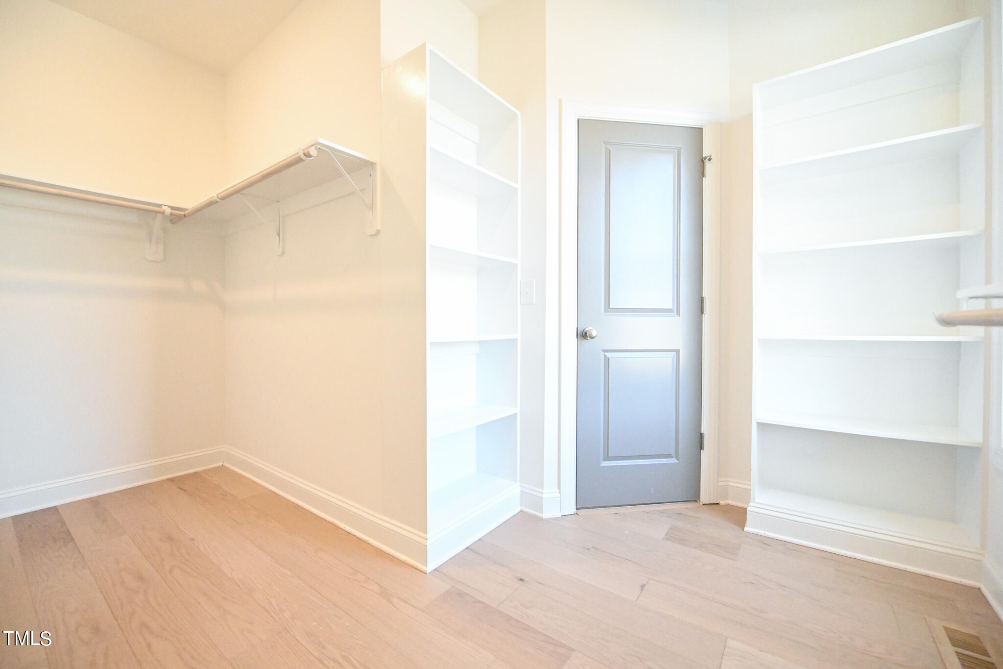 93 Maeview Lane Raleigh, NC 27603 - Photo 23 of 42 023