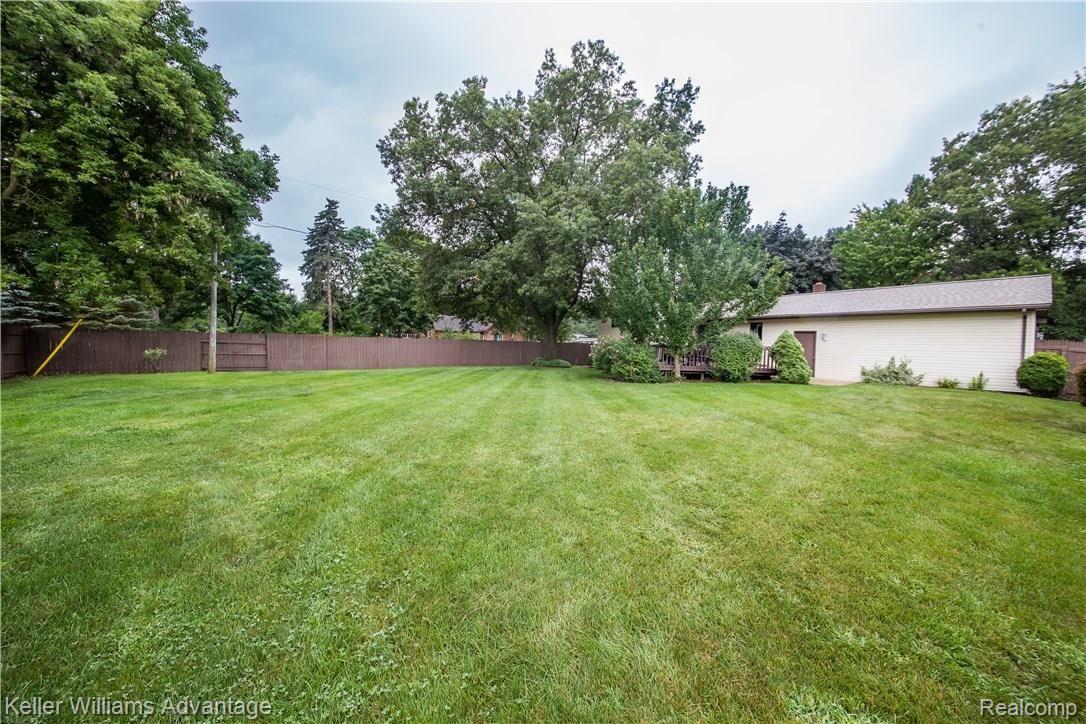5320 Carroll Lk Road Commerce Township, MI 48382 - Photo 38 of 40 Carroll Lake Rd_5320_Back_05.jpg