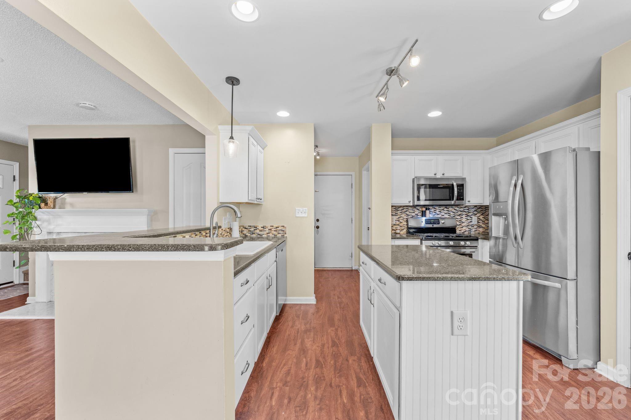 5550 Mt Mansfield Road Charlotte, NC 28278 - Photo 6 of 16