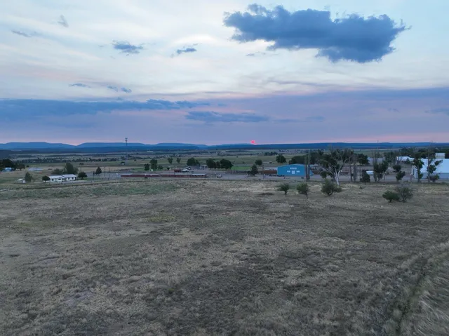 a view of an outdoor space and city view