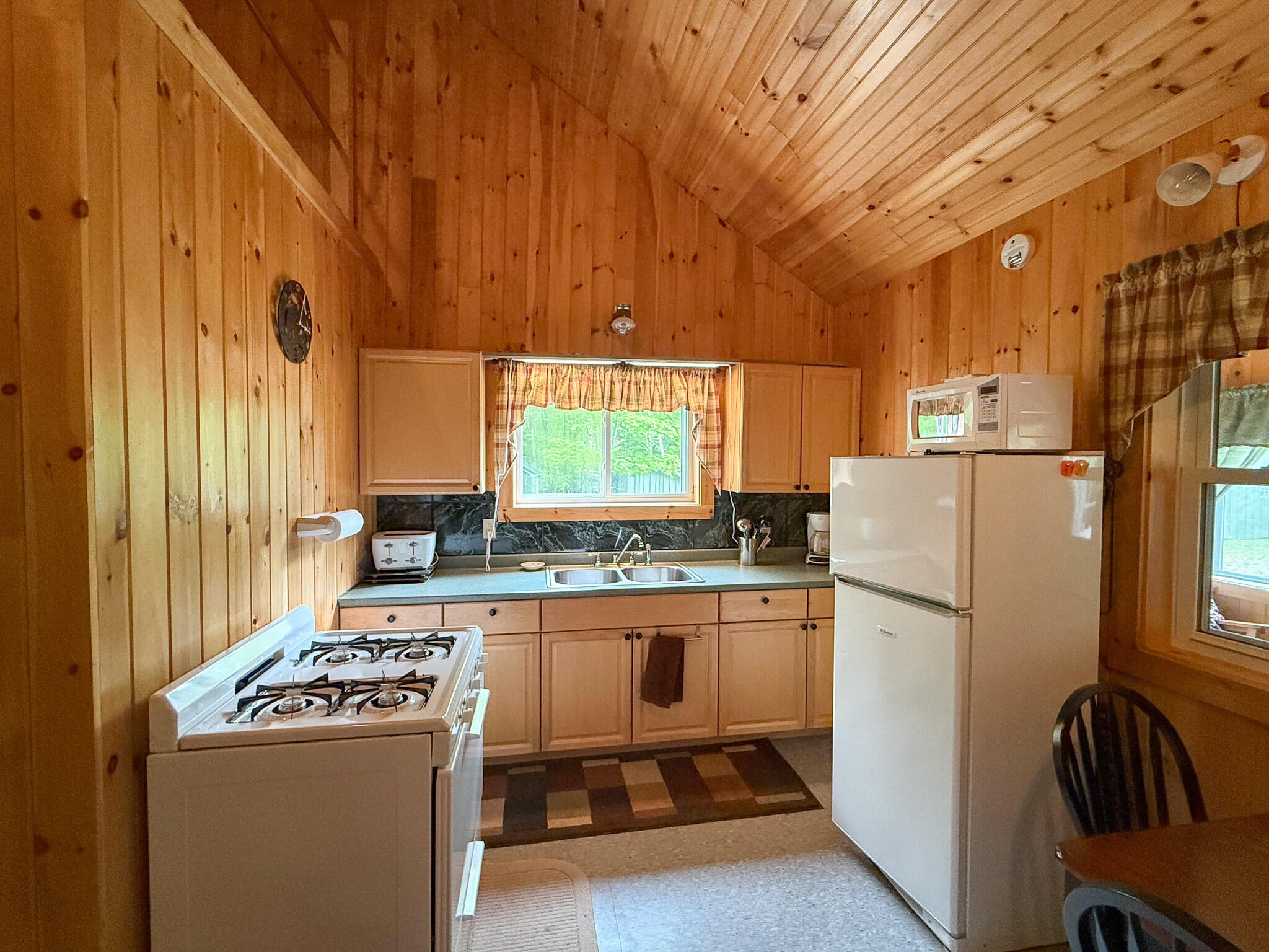 11 Bartlett Road Springfield, ME 04487 - Photo 7 of 36 2d