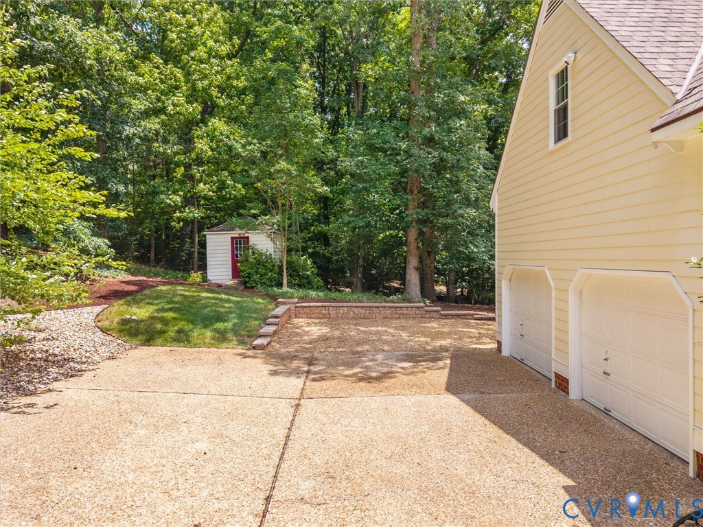 2011 Gamelaw Court Midlothian, VA 23113 - Photo 74 of 77