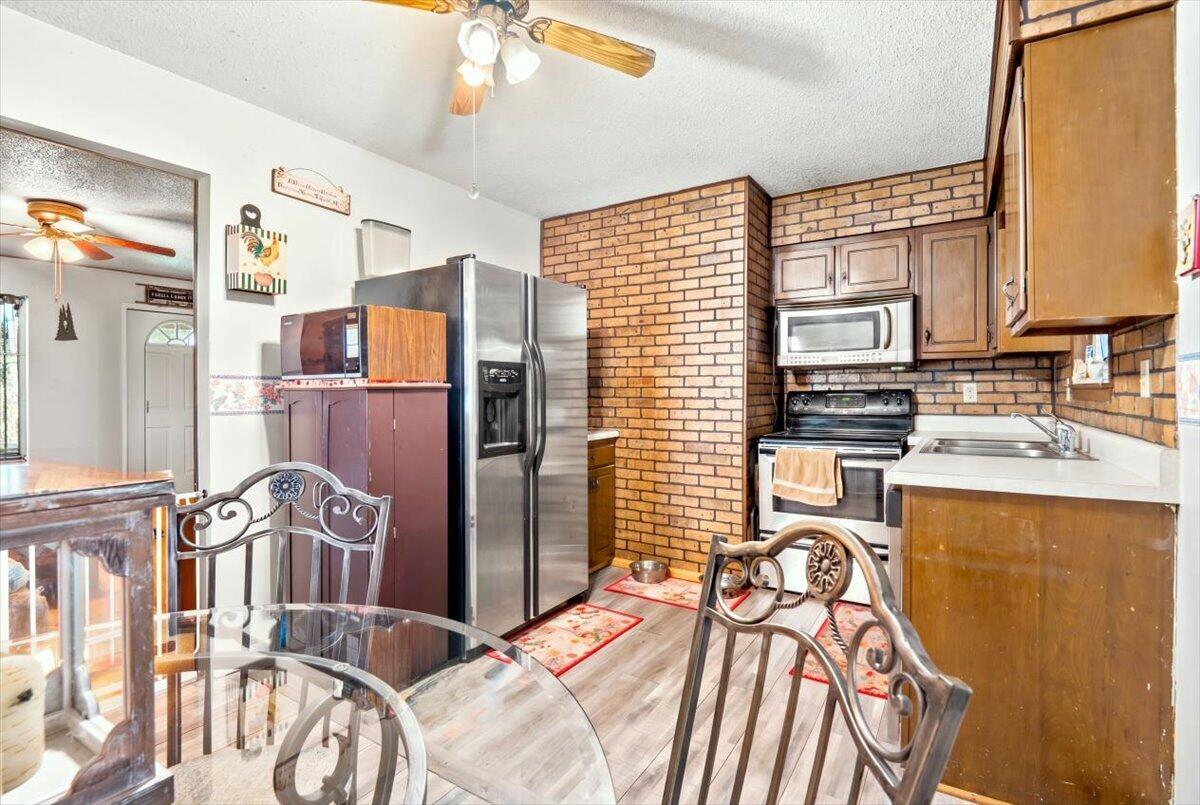 153 Rains Street Williamsburg, KY 40769 - Photo 8 of 24 08-Kitchen