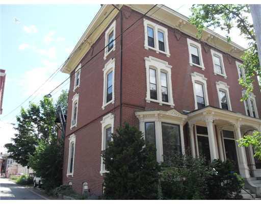 22 Deering Street, Unit 2 Portland, ME 04101 - Photo 1 of 7 Exterior Front.