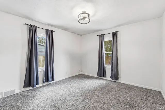 $185,000 | 102 Helen Avenue, Mishawaka, IN 46544