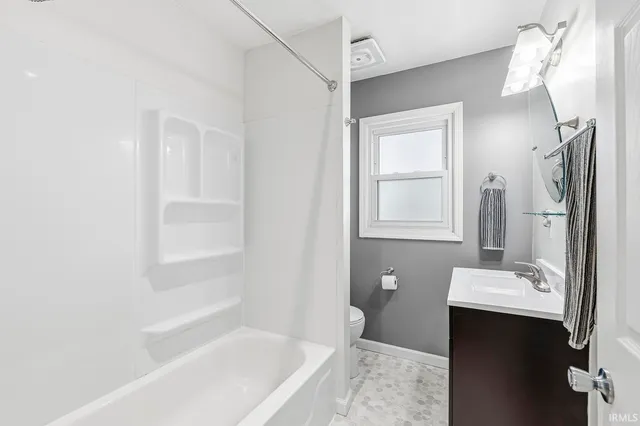 $185,000 | 102 Helen Avenue, Mishawaka, IN 46544