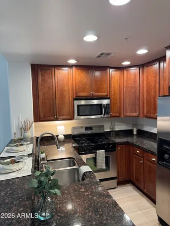 $257,700 | 5450 East Deer Valley Drive, Unit 1200, Phoenix, AZ 85054