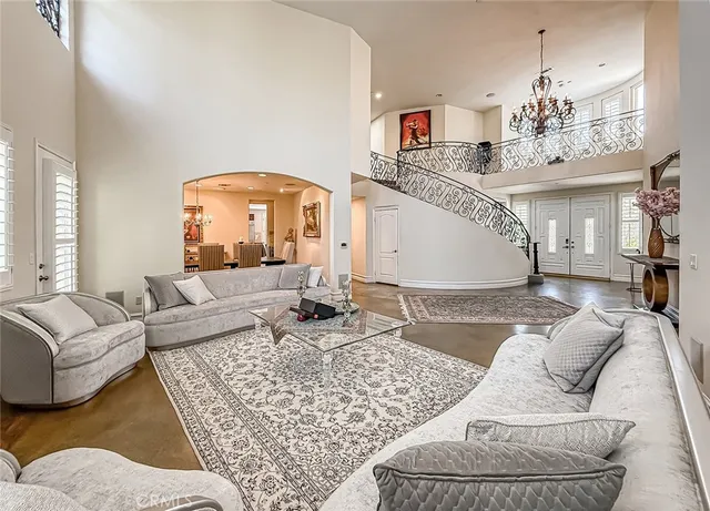 $2,195,000 | 2775 Edgeview Court, Newbury Park, CA 91320