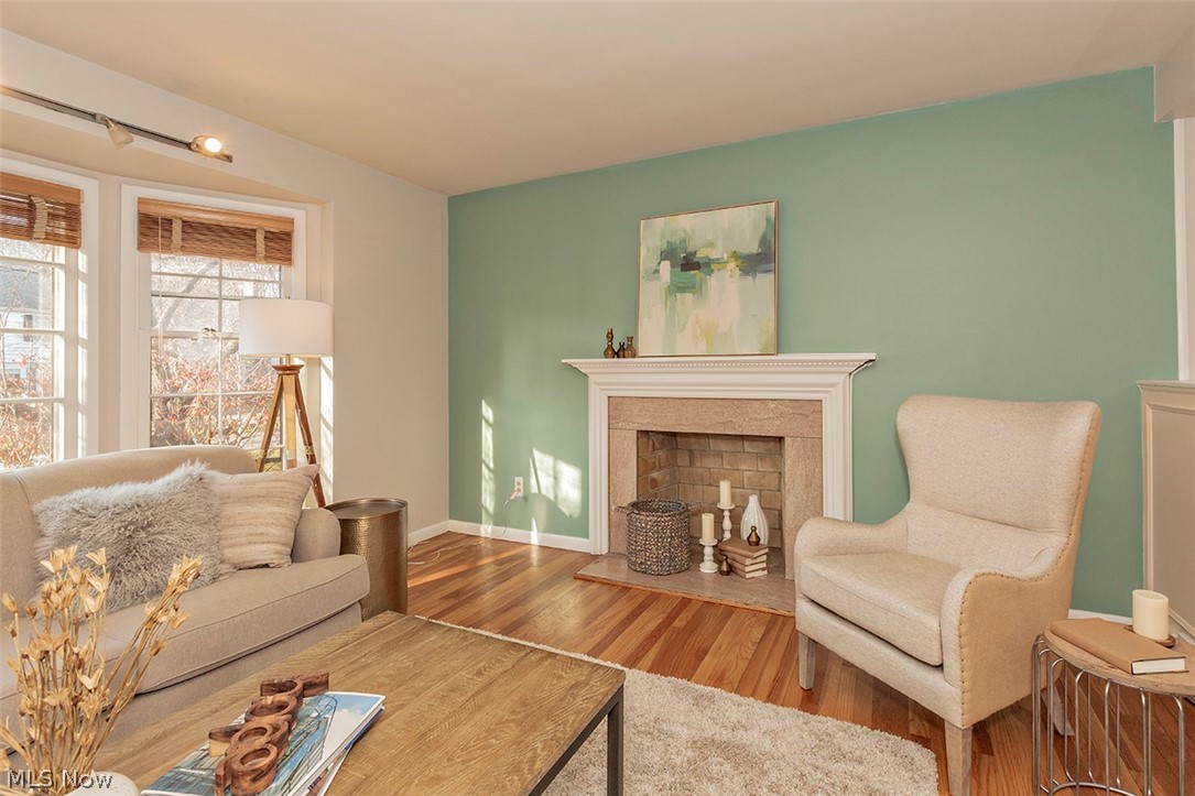 2349 Charney Road Cleveland, OH 44118 - Photo 7 of 30 Gallery Image 7