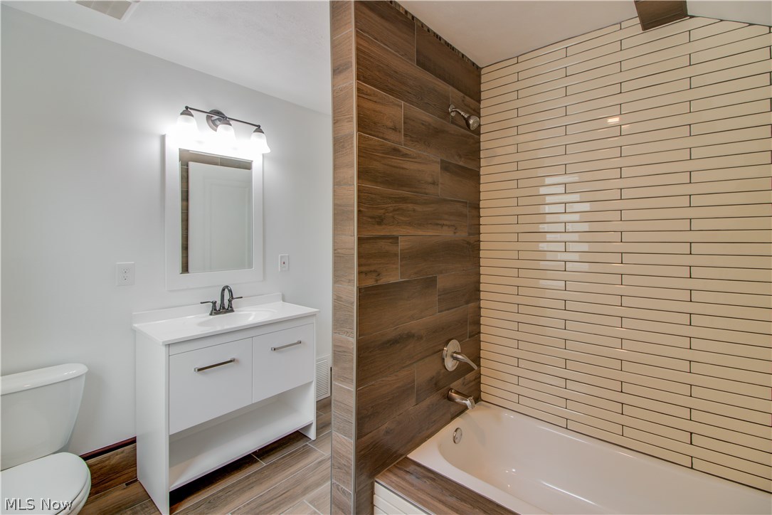 3598 Ludgate Road Cleveland, OH 44120 - Photo 31 of 32 Gallery Image 31