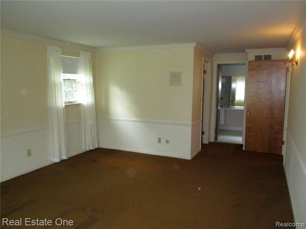 1228 Green Ridge Road Rochester, MI 48309 - Photo 35 of 50 IMG_0816.jpg