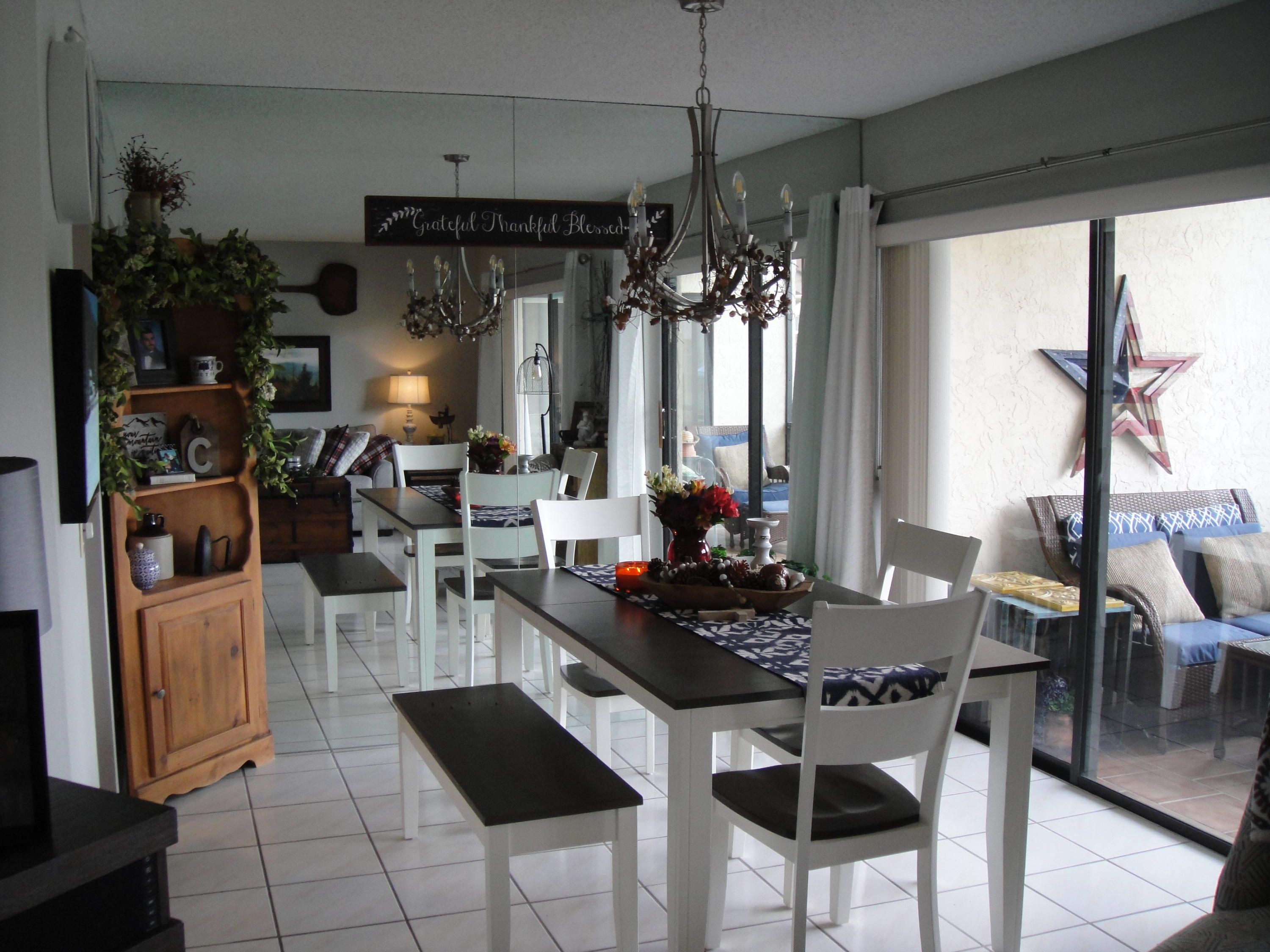 5751 Coach House Circle, Unit B Boca Raton, FL 33486 - Photo 5 of 16 DINING AREA