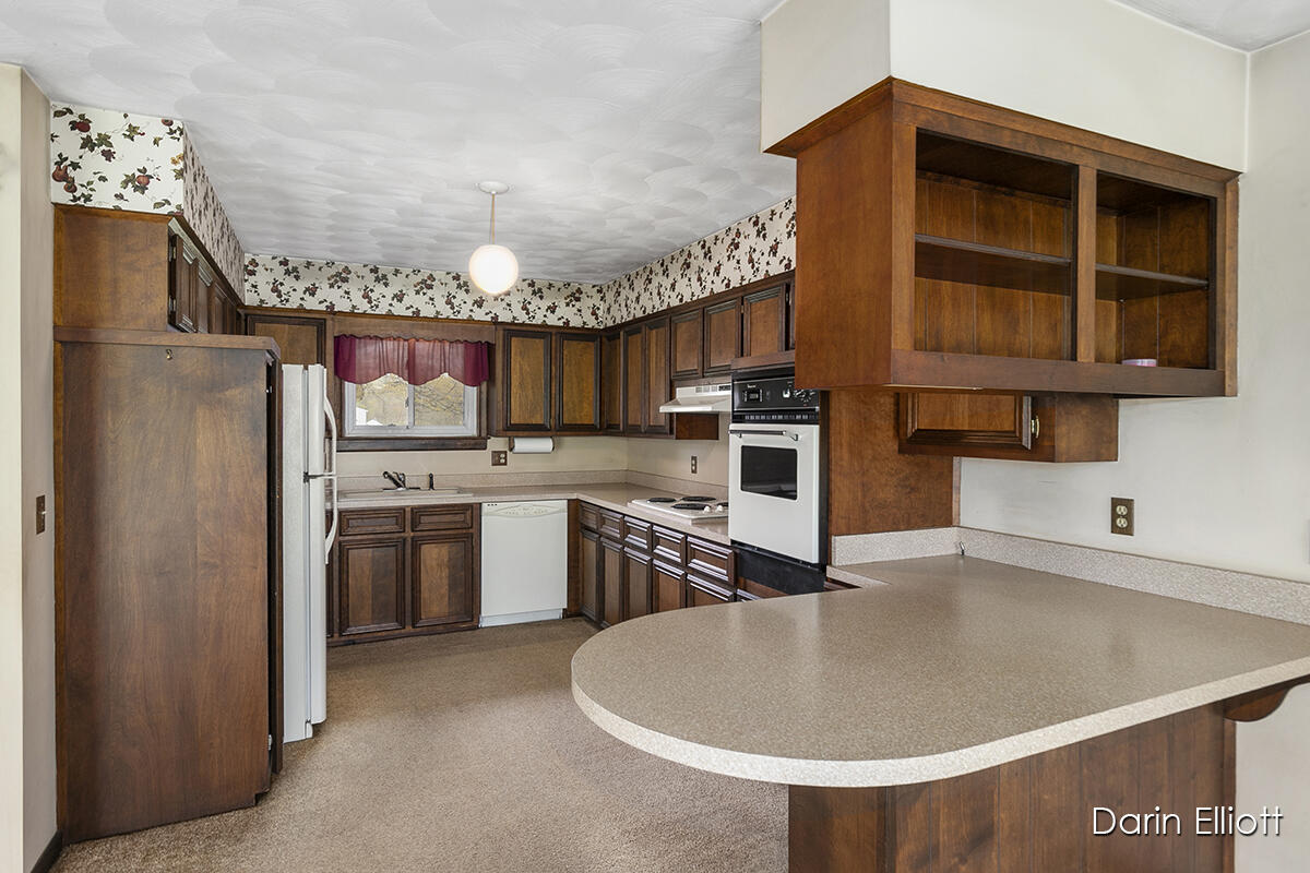 6967 Nickleplate Road Muir, MI 48860 - Photo 16 of 52 IMG_1012