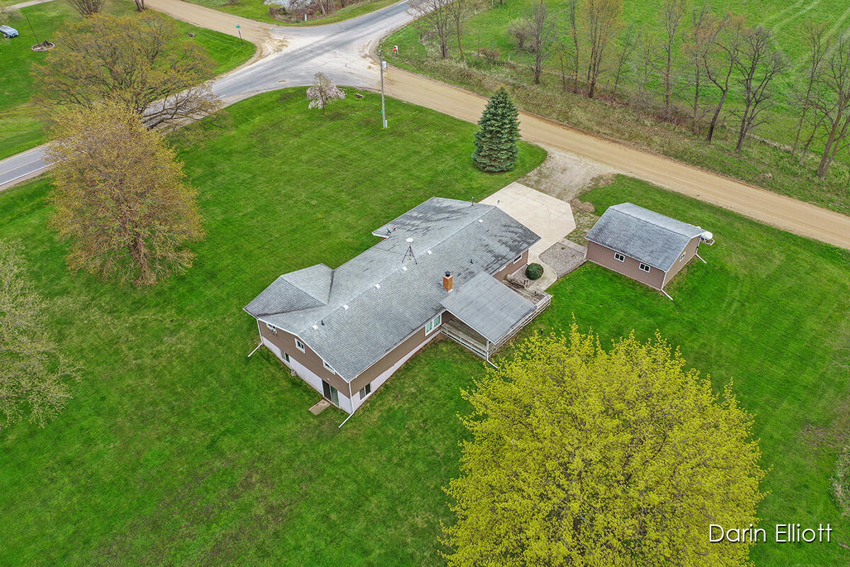 6967 Nickleplate Road Muir, MI 48860 - Photo 44 of 52 IMG_1040