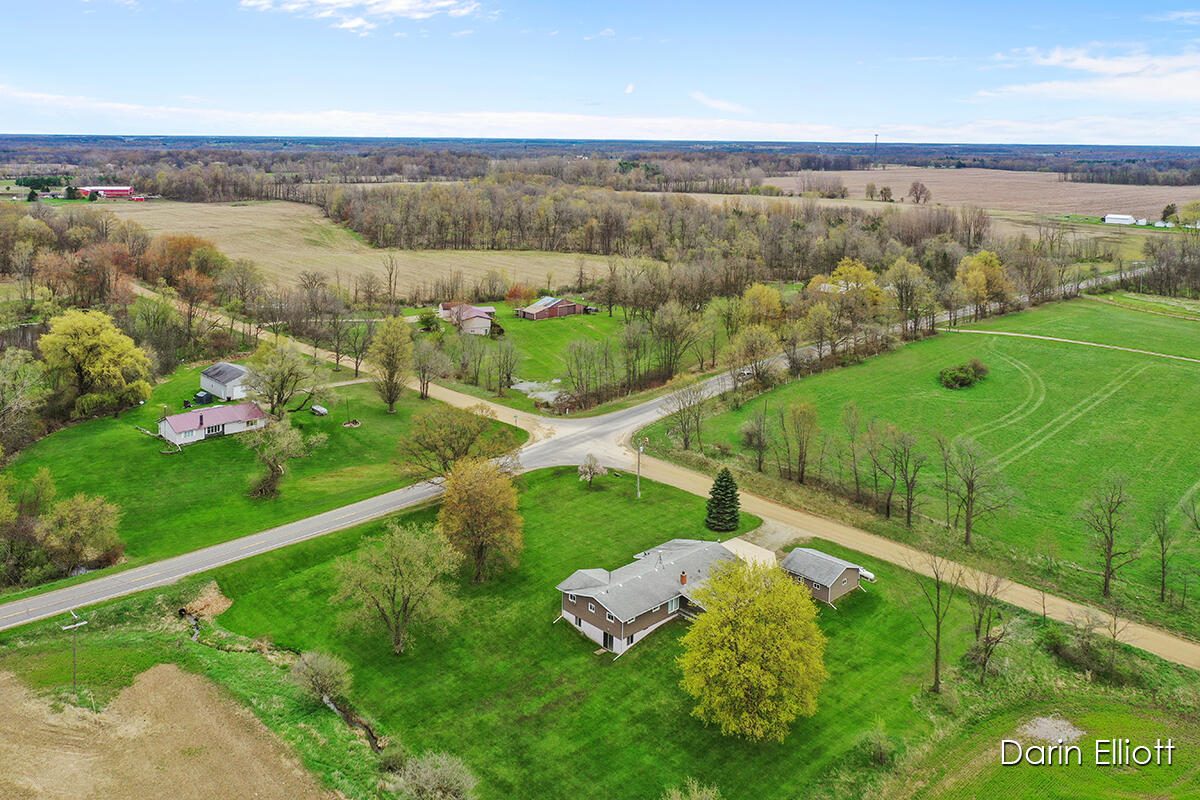 6967 Nickleplate Road Muir, MI 48860 - Photo 49 of 52 IMG_1047