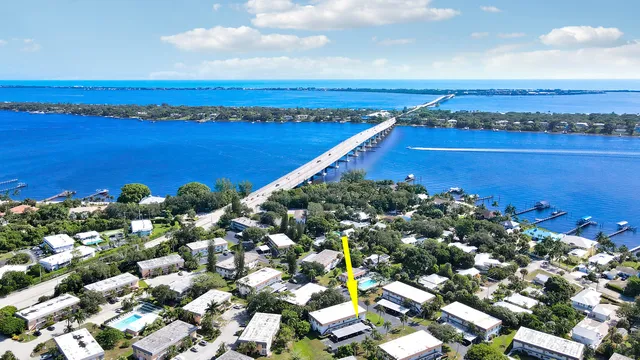$179,000 | 2950 Southeast Ocean Boulevard, Unit 63, Stuart, FL 34996