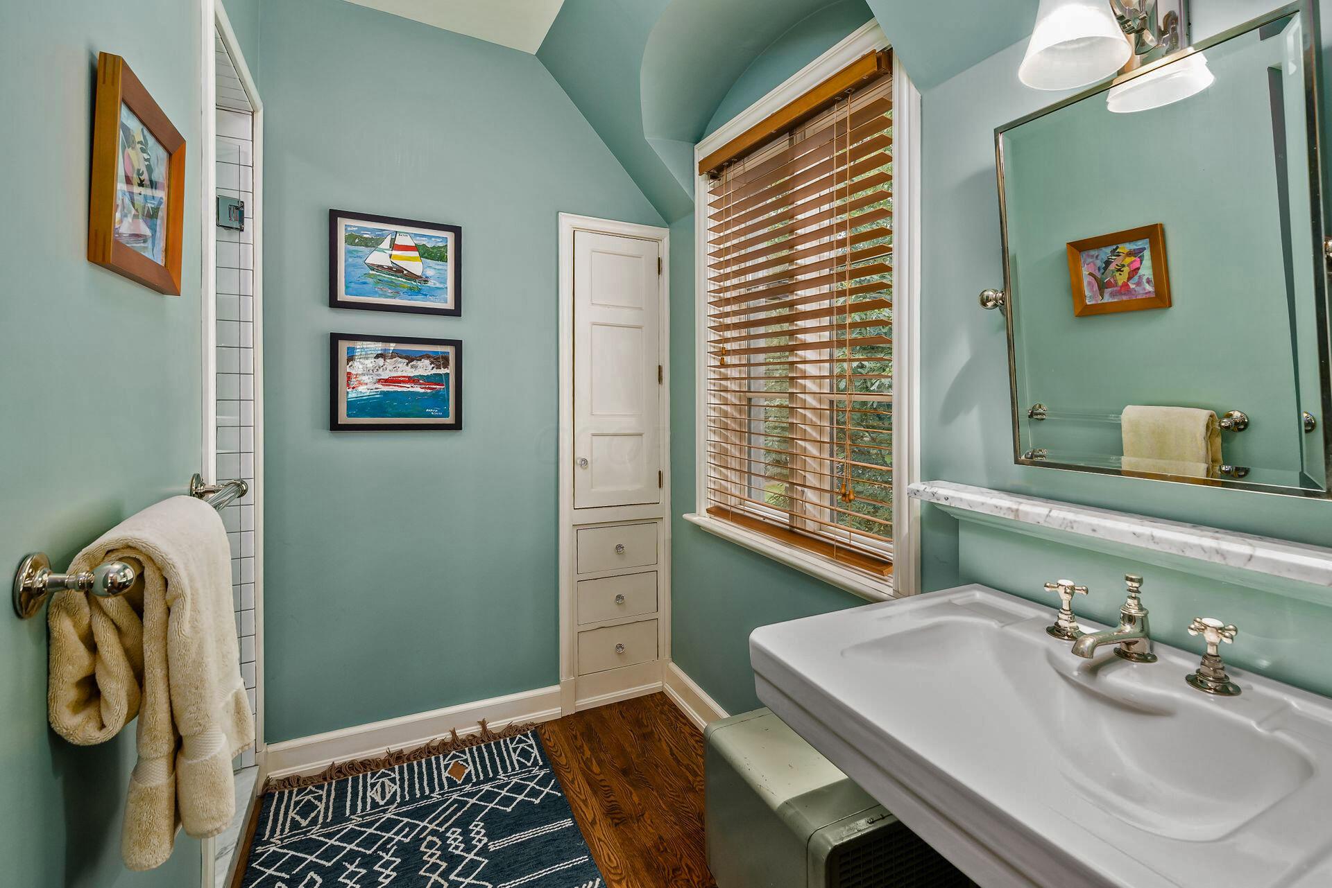 180 Ashbourne Road Columbus, OH 43209 - Photo 32 of 62 Suite 2