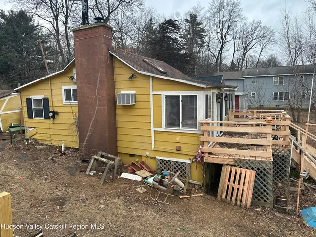 $279,000 | 26 Rose Street, Niverville, NY 12130