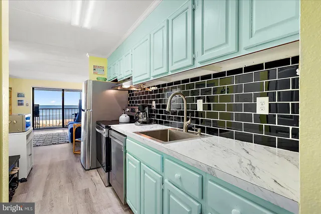 $400,000 | 11805 Wight Street, Unit 206E, Ocean City, MD 21842