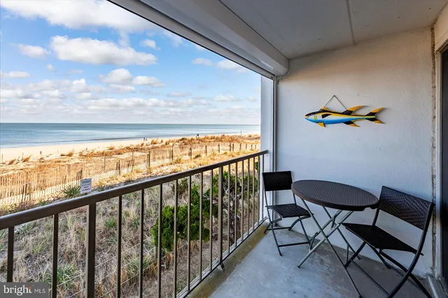 $400,000 | 11805 Wight Street, Unit 206E, Ocean City, MD 21842