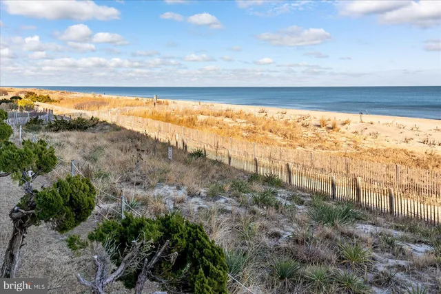 $400,000 | 11805 Wight Street, Unit 206E, Ocean City, MD 21842