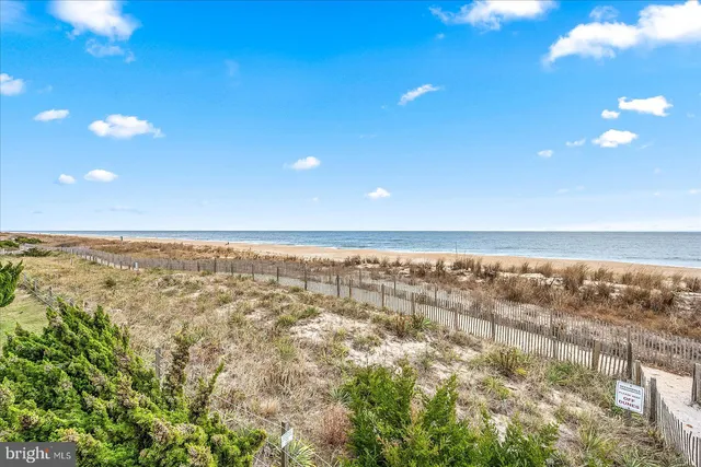 $400,000 | 11805 Wight Street, Unit 206E, Ocean City, MD 21842