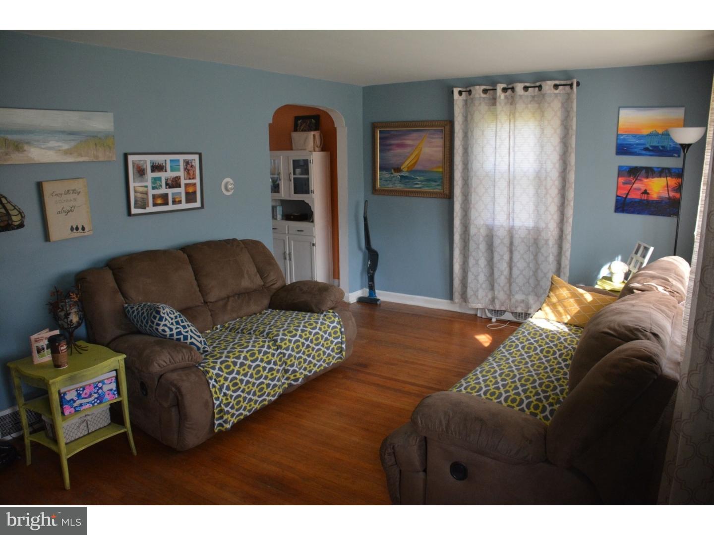 43 Barbara Road Hatboro, PA 19040 - Photo 3 of 14
