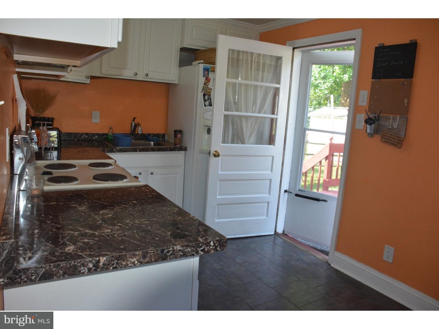 43 Barbara Road Hatboro, PA 19040 - Photo 8 of 14