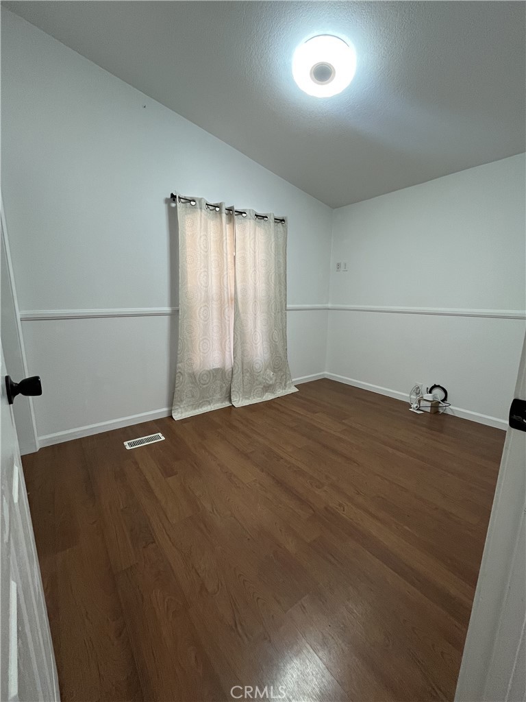 30000 Hasley Canyon Road, Unit 31 Castaic, CA 91384 - Photo 15 of 24