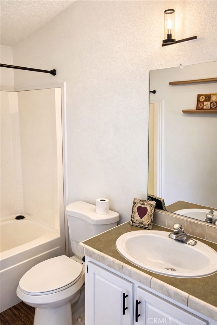 30000 Hasley Canyon Road, Unit 31 Castaic, CA 91384 - Photo 16 of 24