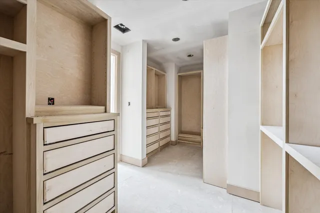 $1,749,000 | 1438 Wakefield Drive, Houston, TX 77018