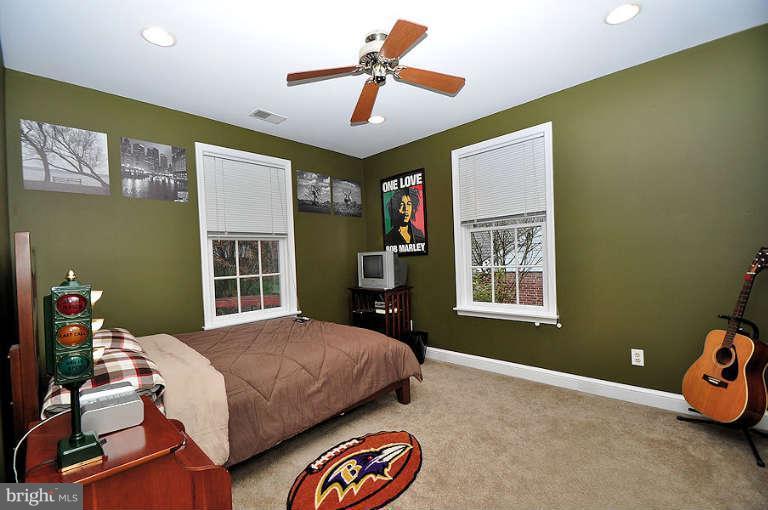 618 Piccadilly Road Towson, MD 21204 - Photo 22 of 30 Bedroom