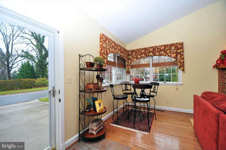 618 Piccadilly Road Towson, MD 21204 - Photo 27 of 30 Interior (General)