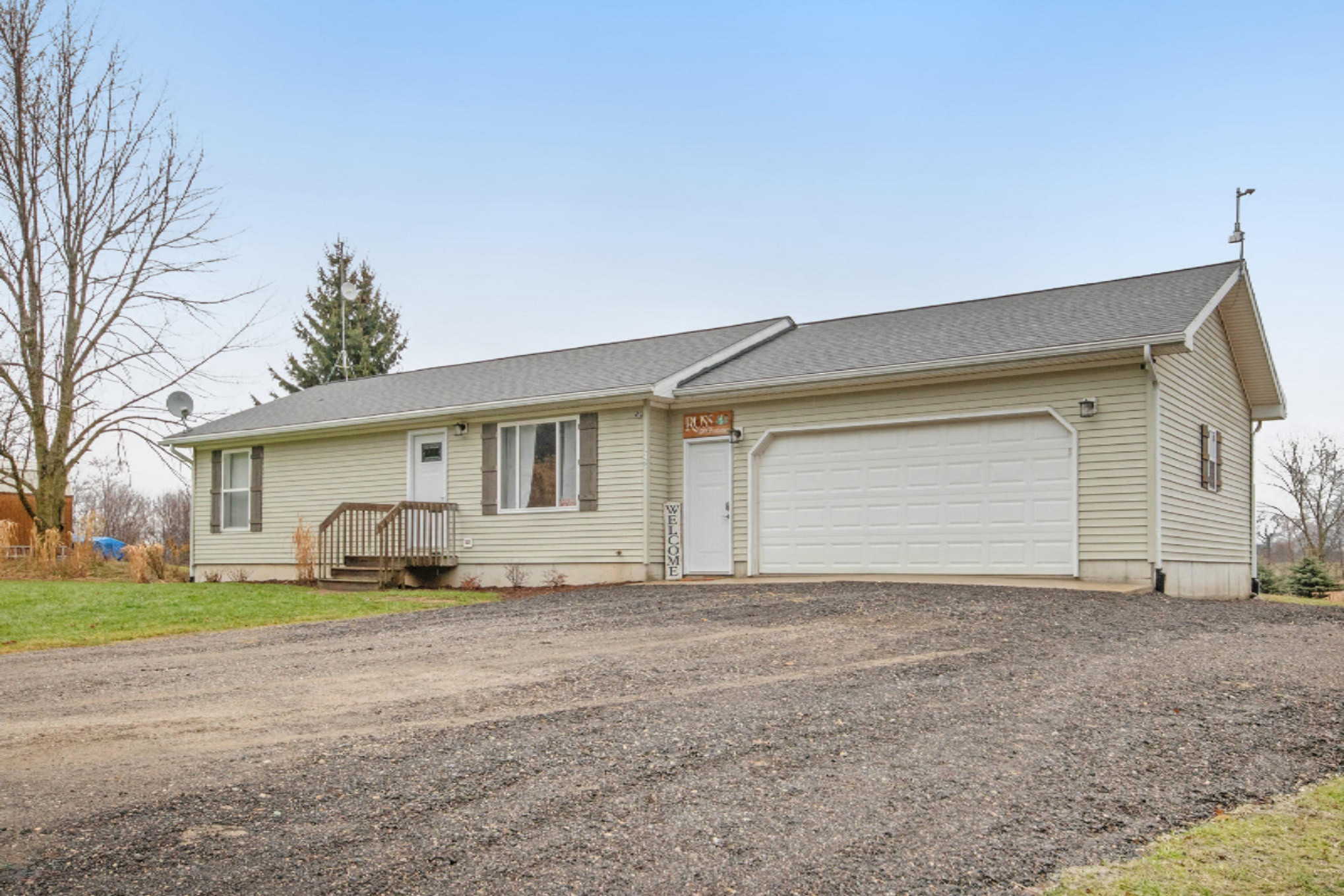1249 Pinckney Road Saranac, MI 48881 - Photo 34 of 77 IMG_1951