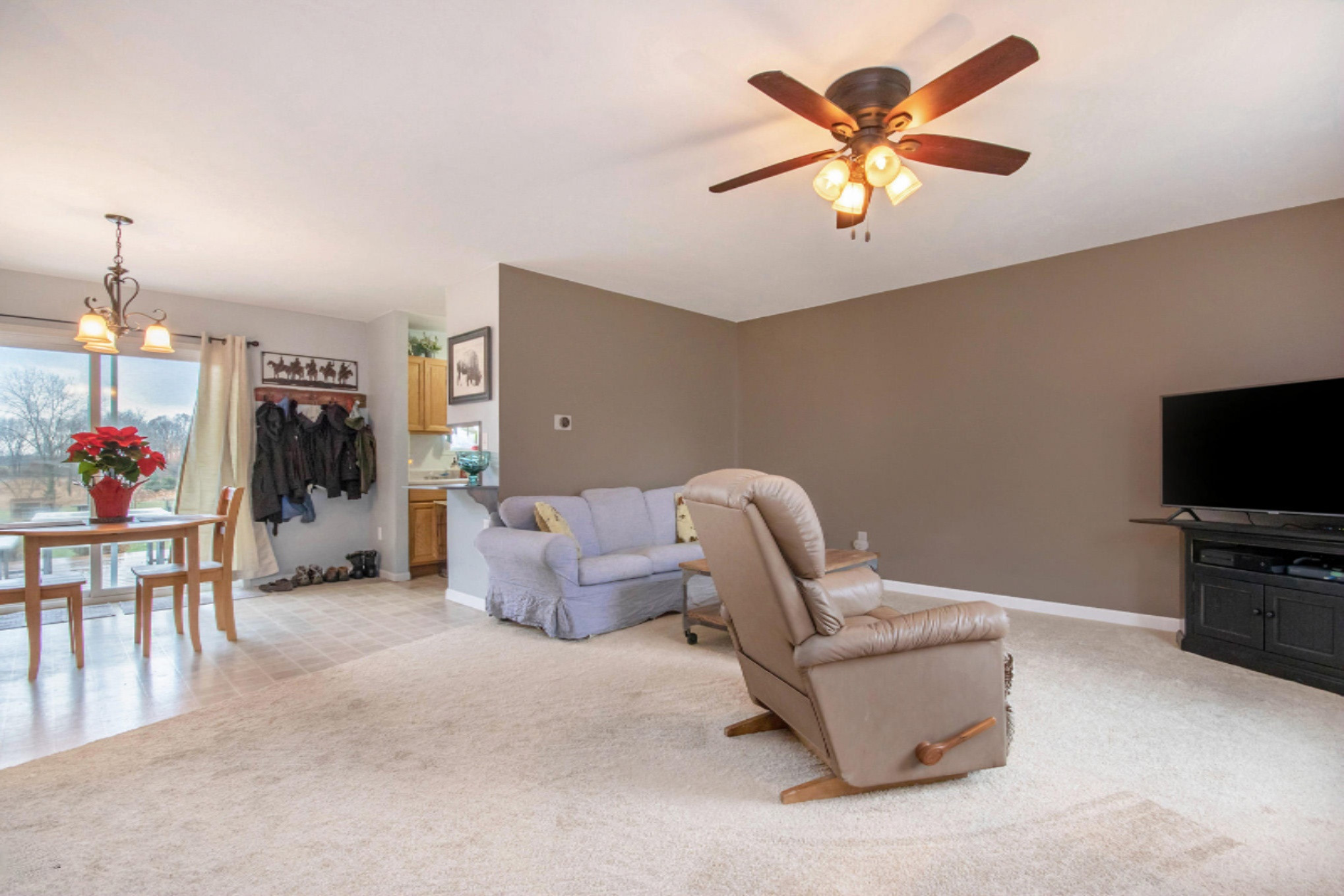 1249 Pinckney Road Saranac, MI 48881 - Photo 5 of 77 IMG_1894